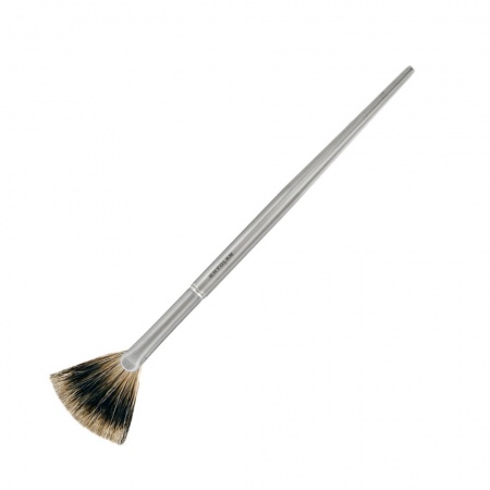 Kryolan Premium Fan Brush